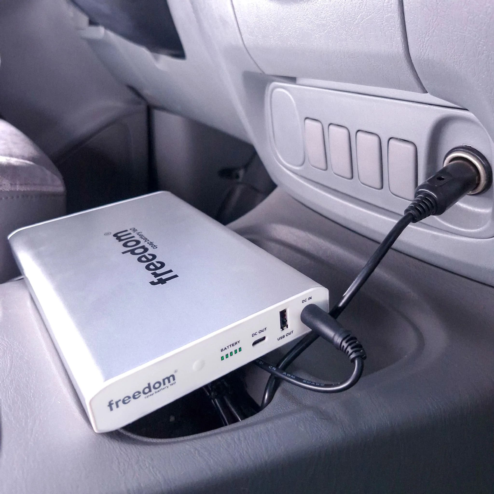 Freedom CPAP Battery DC Car Charger - Image 3
