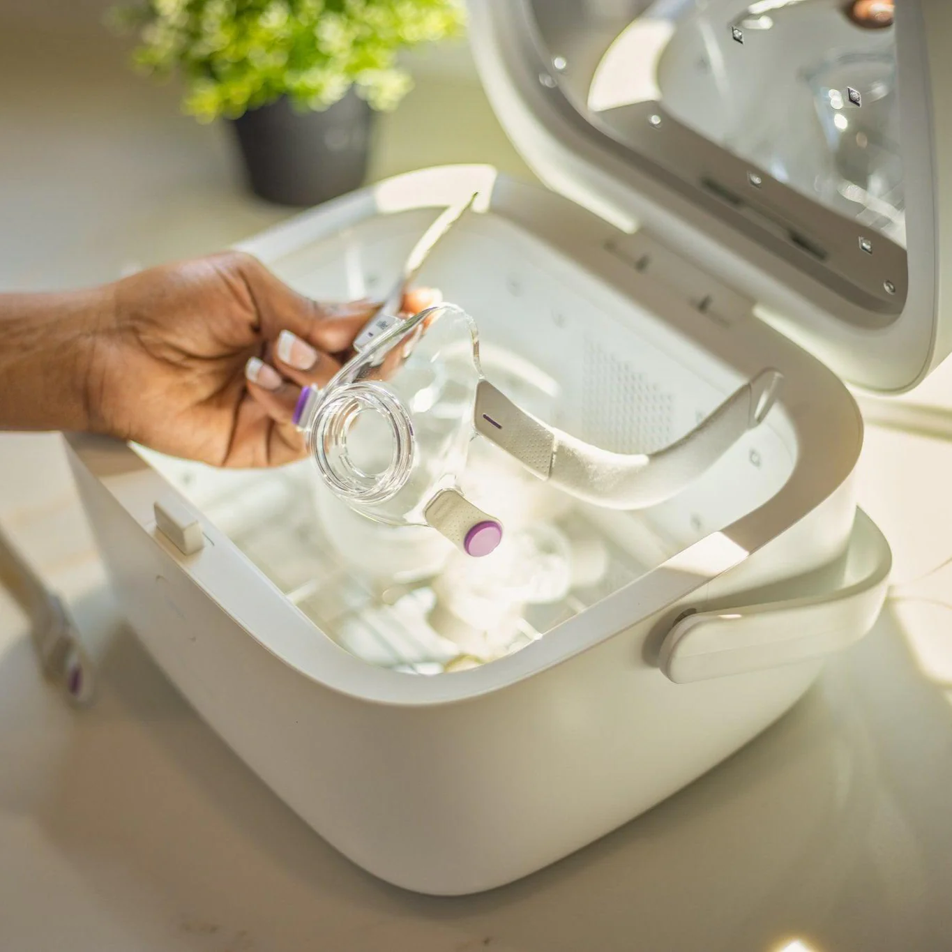 Liviliti Paptizer UVC LED Smart CPAP Sanitizer - Image 3